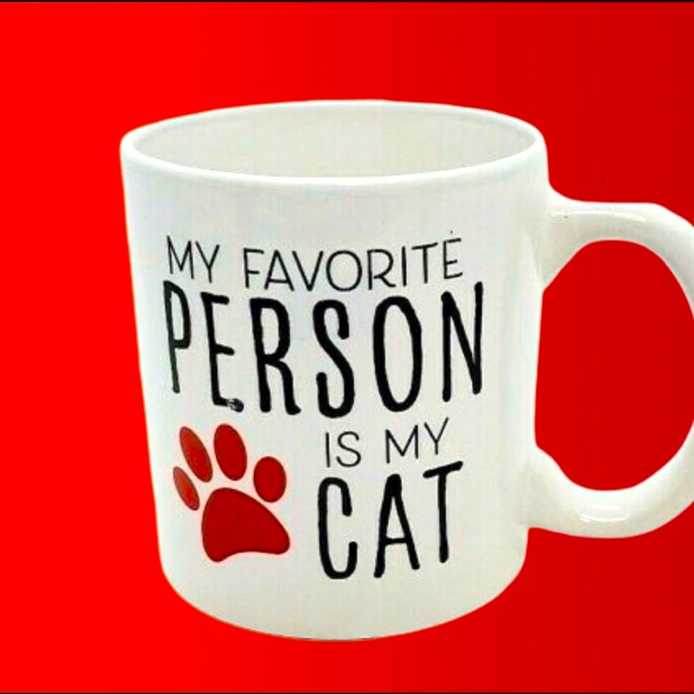 MY FAVORITE PERSON IS MY CAT MUG NWT